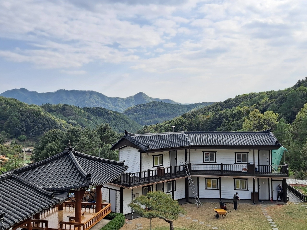 으뜸지붕공사 picture 0