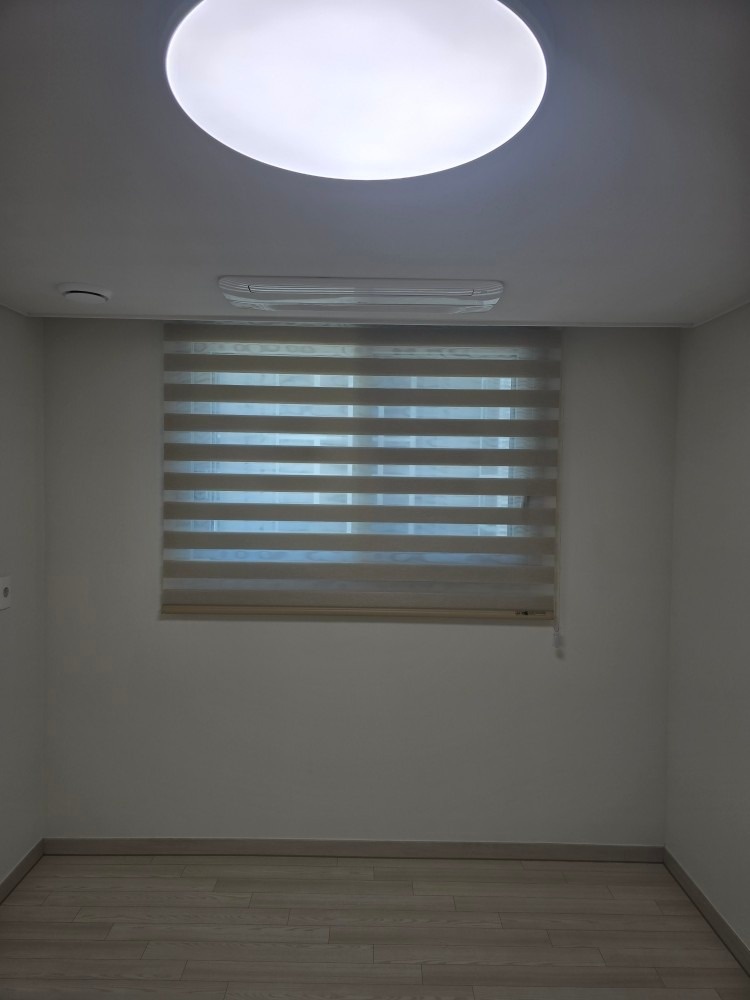 린블라인드or커텐 picture 1