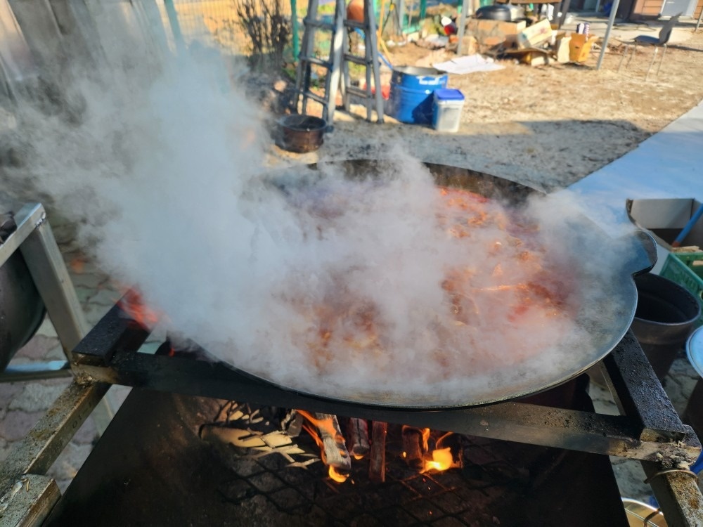 대성지 큰소나무 참나무솥뚜껑닭볶음탕 picture 1