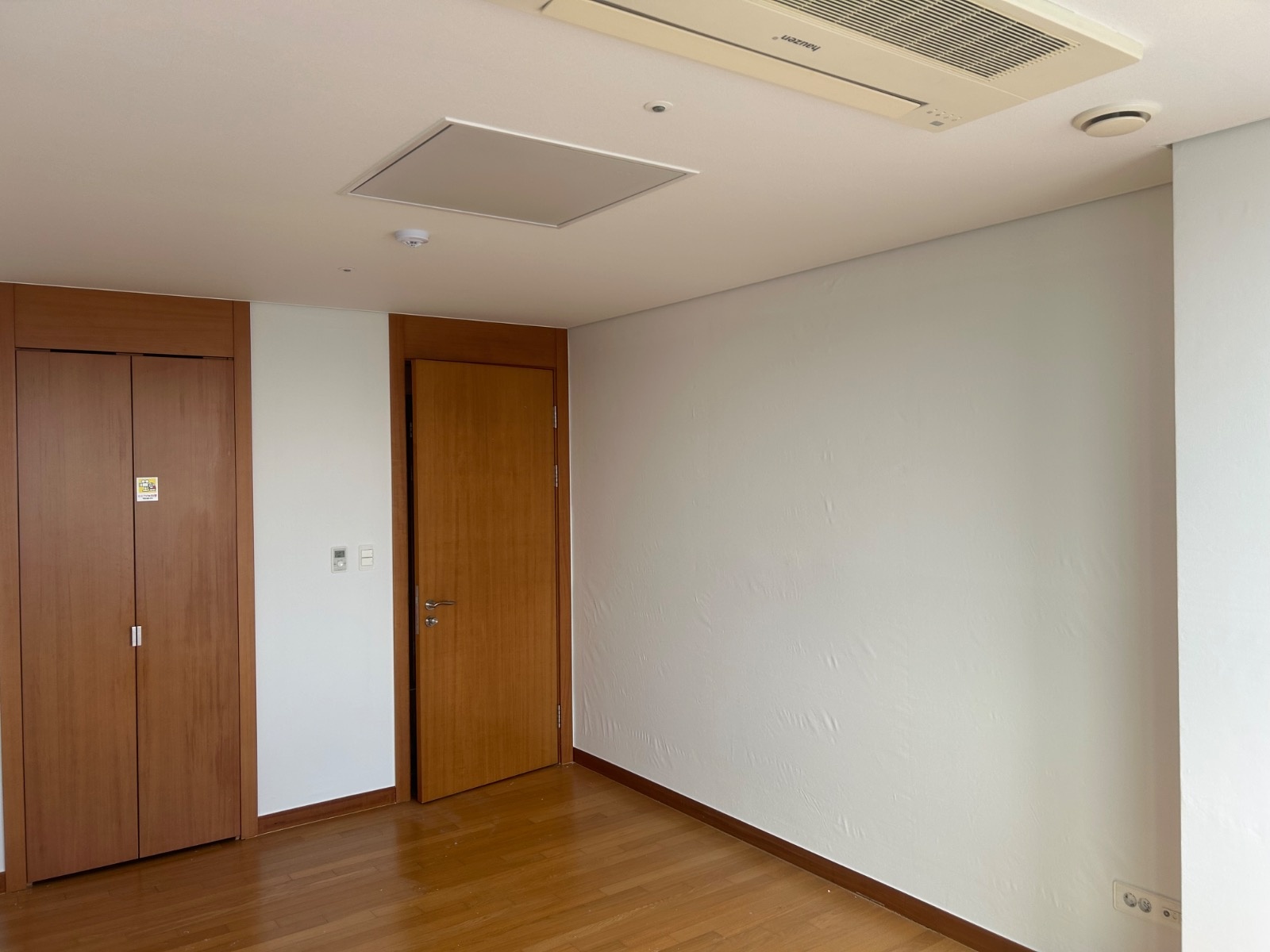 공간에 입히다 picture 1
