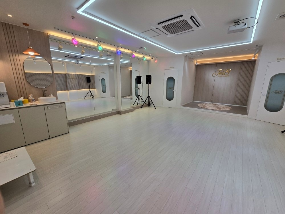 제이앤비JnB Music studio picture 2