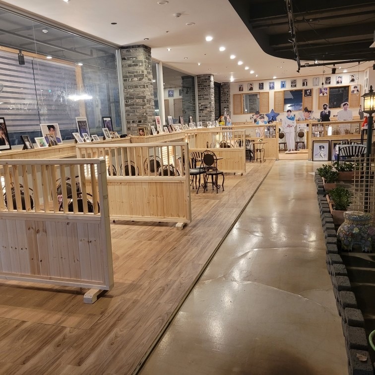 창 인테리어 picture 3