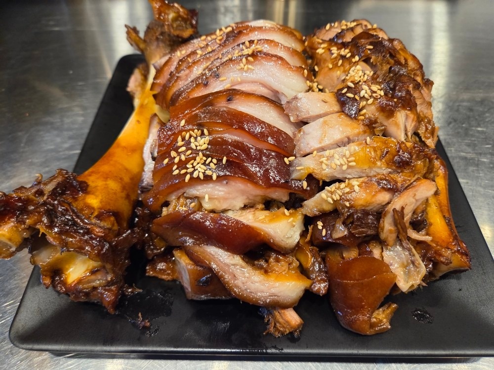 크라운족발 야탑점 picture 3