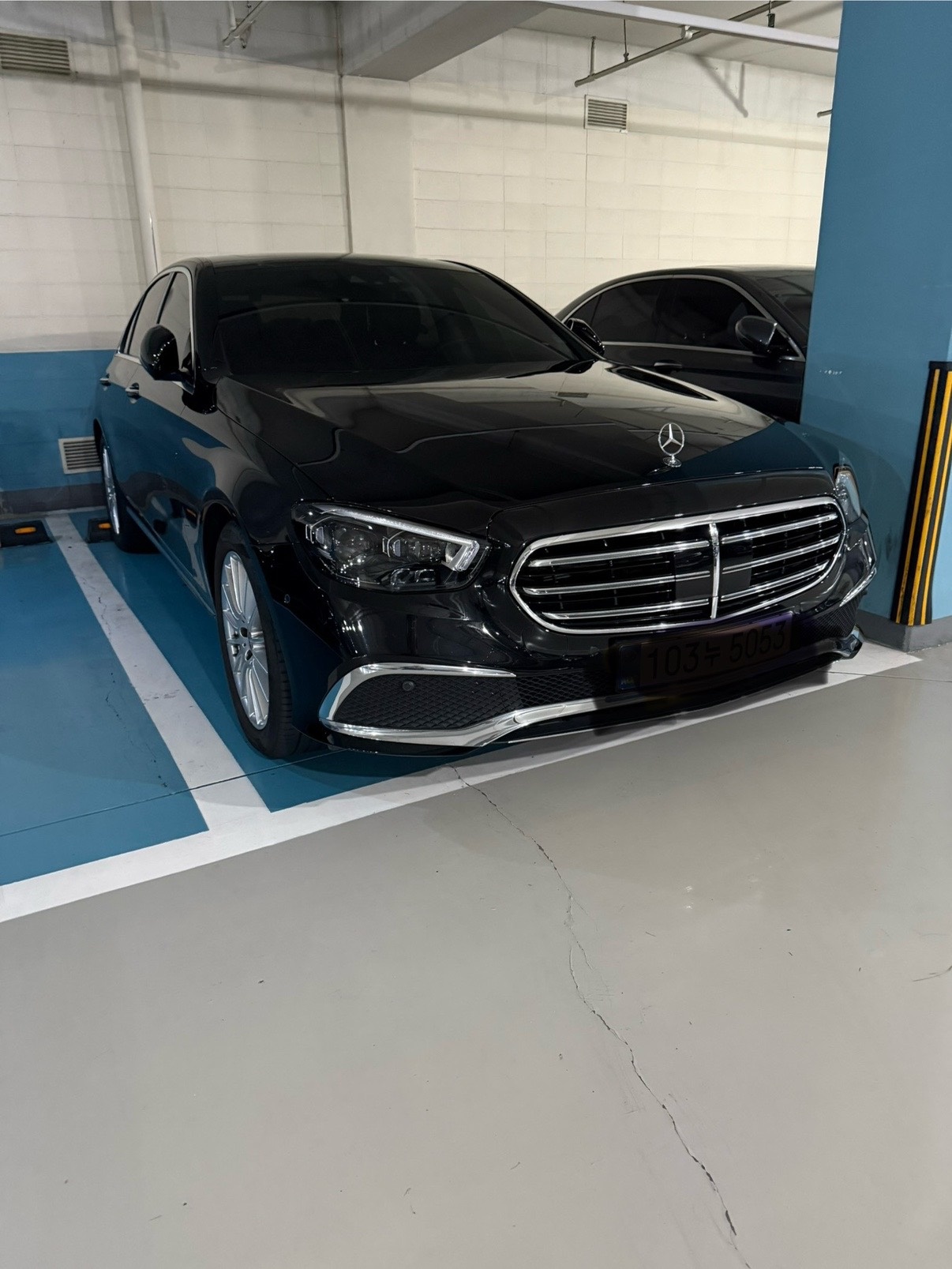 E 클래스 W213 E250 후기형 (211마력)익스클루시브 매물 썸네일