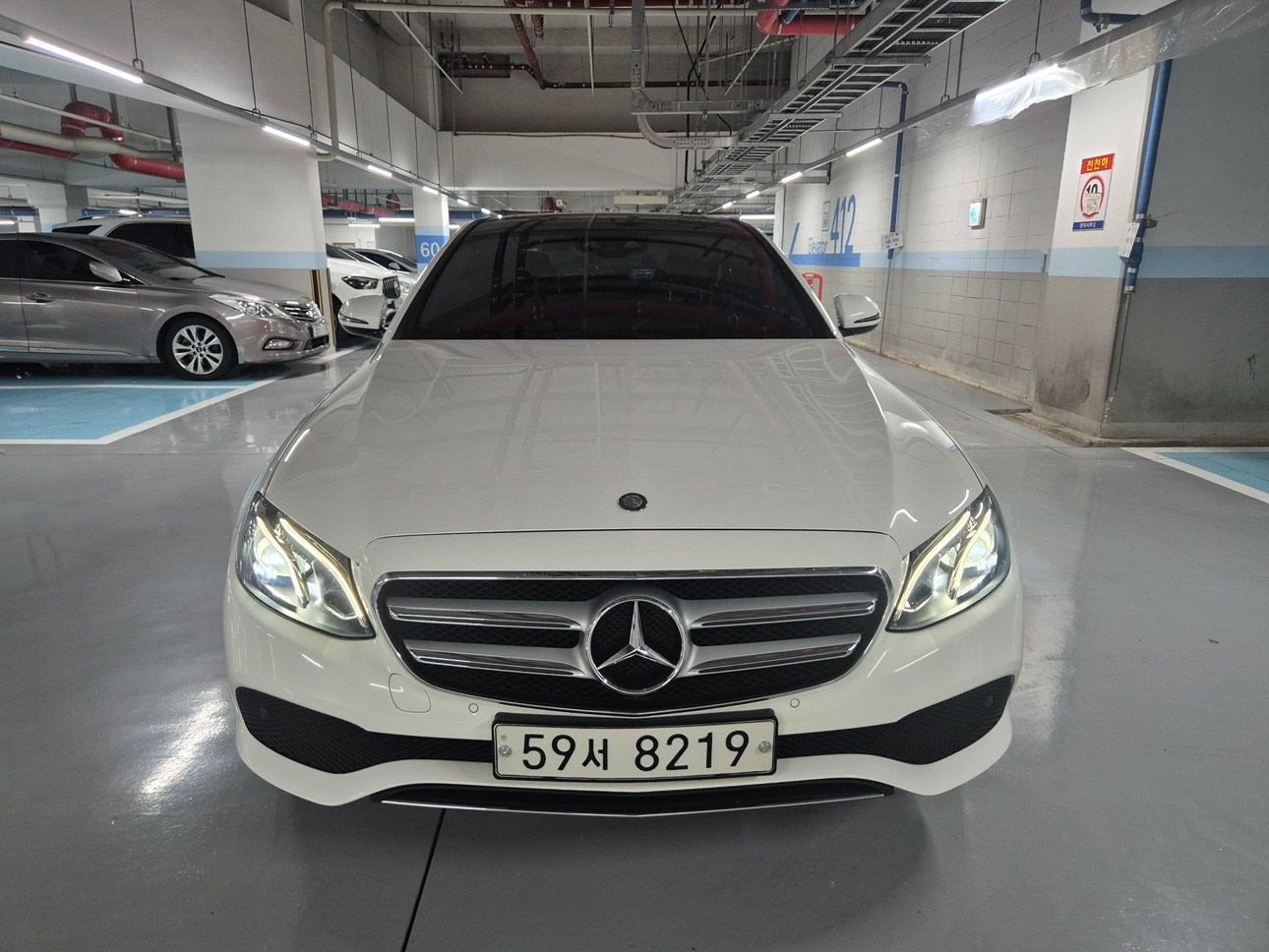 E 클래스 W213 E200 전기형 (211마력)아방가르드 매물 썸네일
