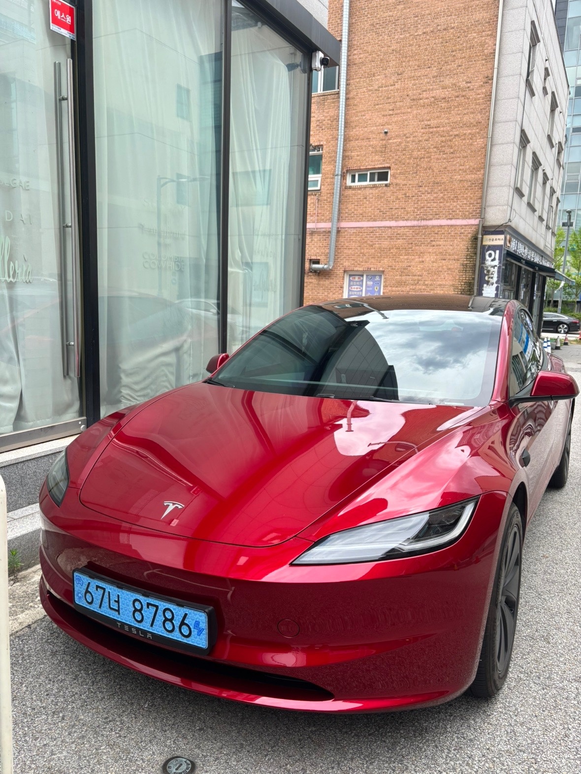 모델 3 BEV(75kWh) AWD 롱 레인지 매물 썸네일