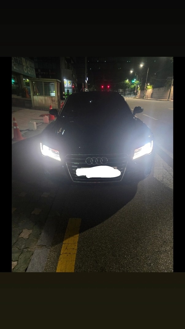 A7 Sportback 4G8 3.0 TFSI 콰트로 (310마력) 매물 썸네일