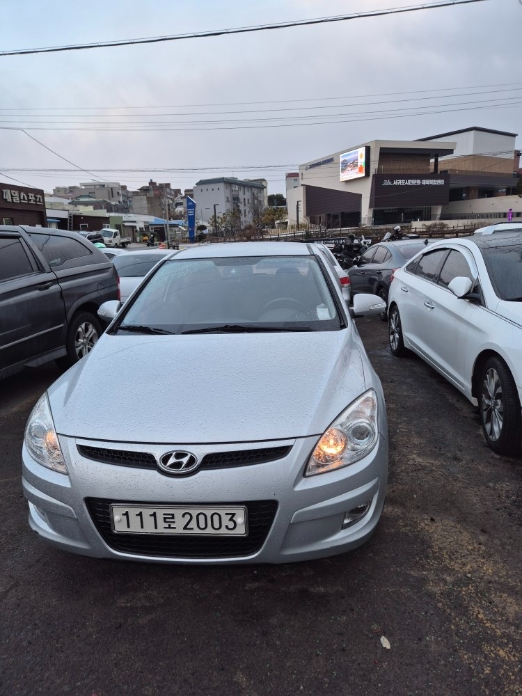 i30 FD 1.6 VVT FWD 럭셔리 매물 썸네일