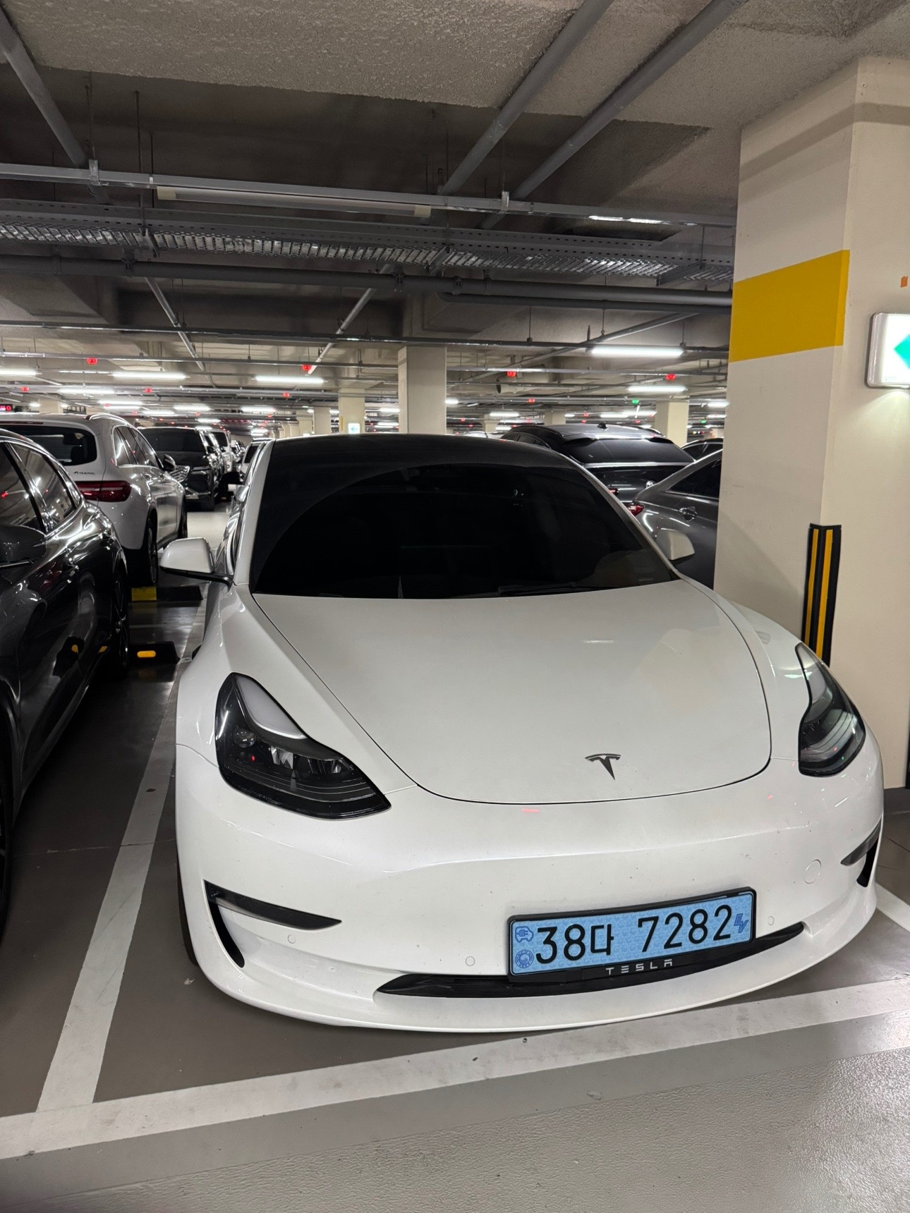 모델 3 BEV(50kWh) RWD 스탠다드 레인지 플러스 매물 썸네일