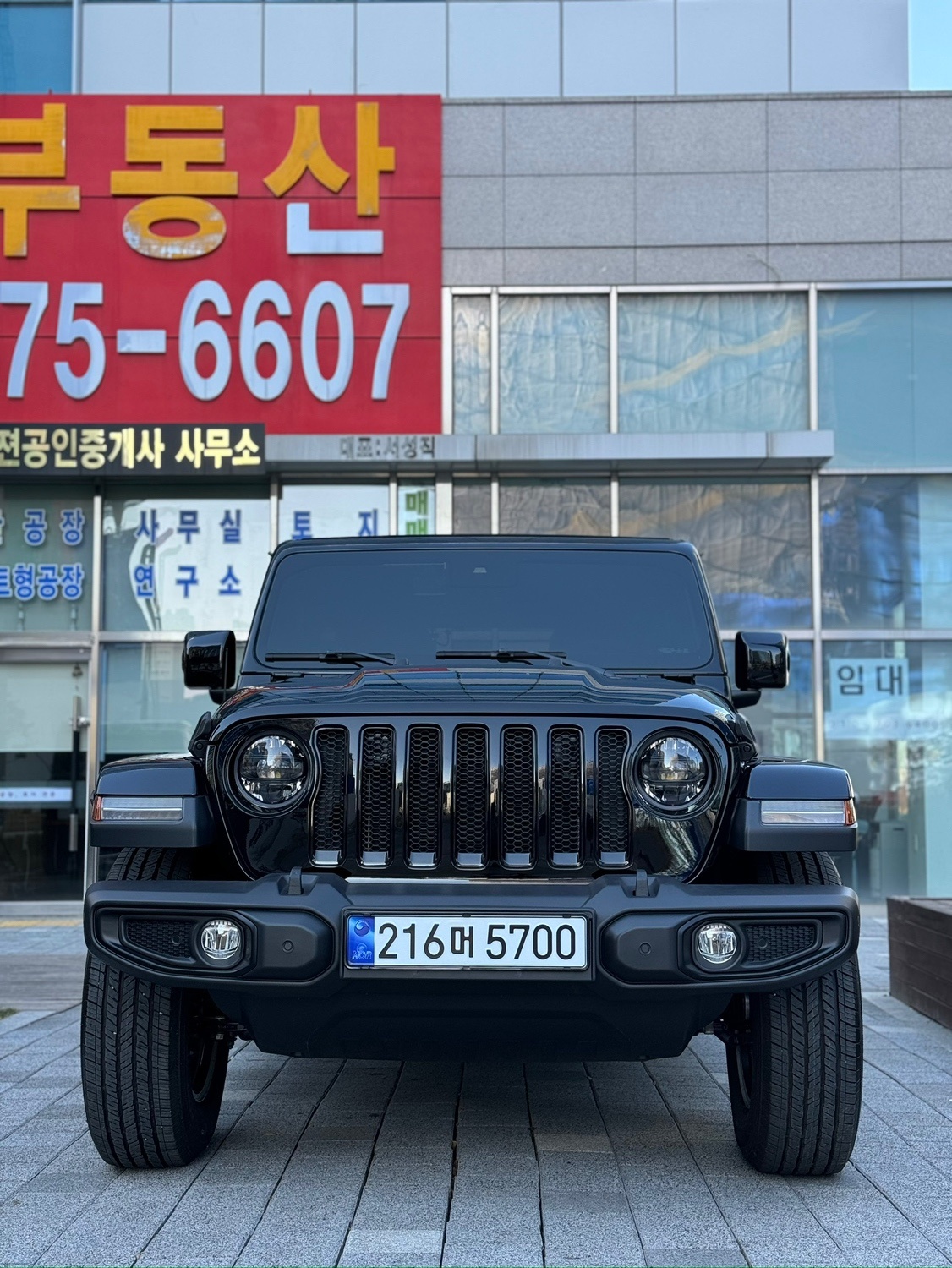 랭글러 JL 4도어 2.0 터보 4WD 사하라 매물 썸네일