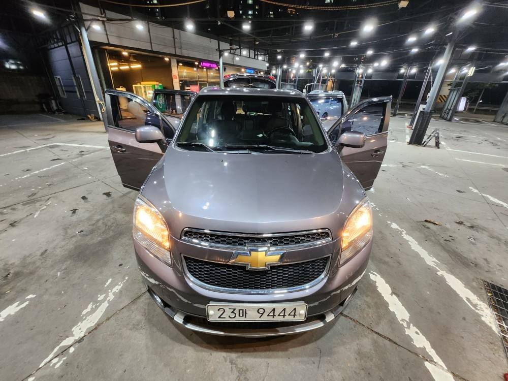 올란도 MPV7 7인승(2.0 디젤) FWD LS 고급형 매물 썸네일