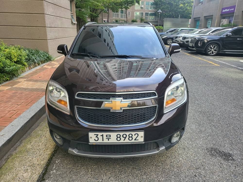 올란도 MPV7 7인승(2.0 디젤) FWD 플래티넘 패키지 매물 썸네일