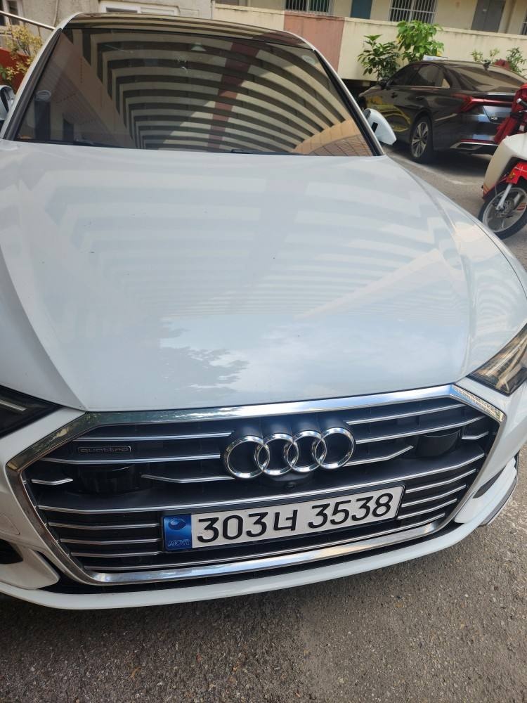 A6 C8/4A 45 TFSI 콰트로 (252마력) 매물 썸네일