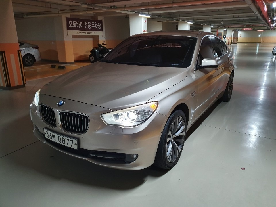 5시리즈 GT F07 GT 535 i xDrive (306마력) 매물 썸네일