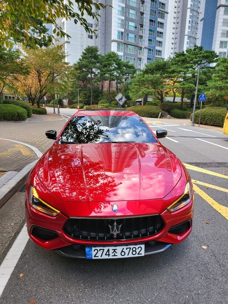 기블리 Ⅲ 3.8 V8 트로페오 매물 썸네일