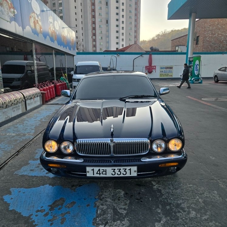 XJ X300 V8 4.0 매물 썸네일