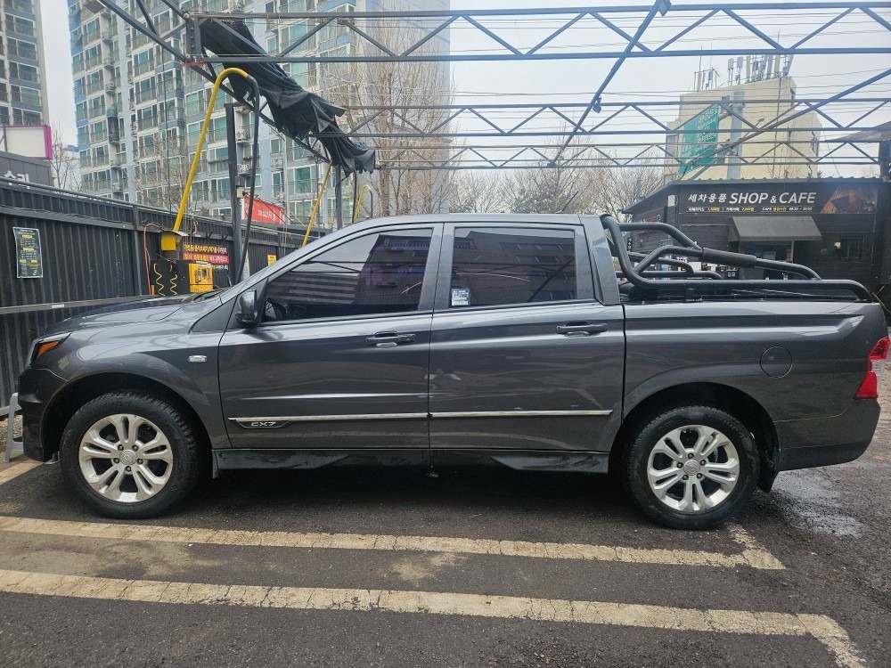 더 뉴 코란도 스포츠 Q160 5인승(2.2 CX7) 4WD 패션 매물 썸네일