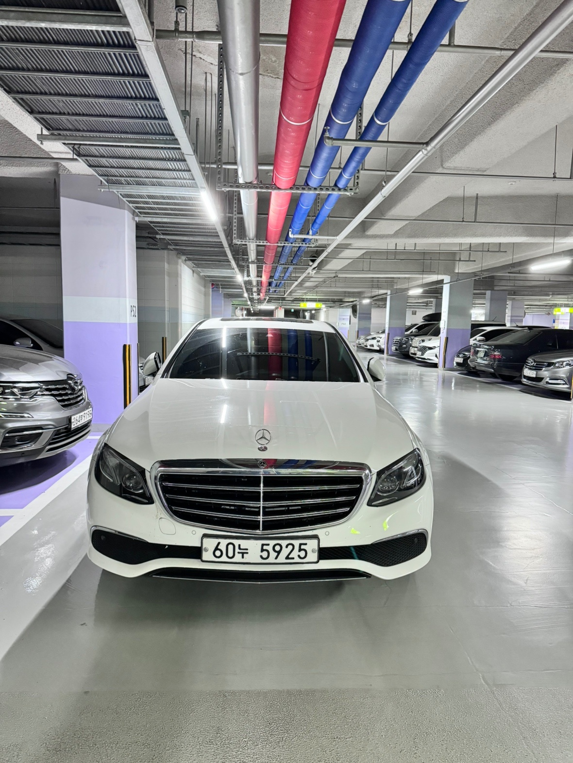 E 클래스 W213 E220 d 4Matic 후기형 (194마력)익스클루시브 매물 썸네일