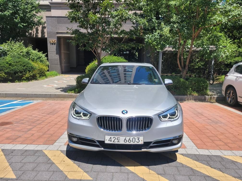 5시리즈 GT F07 GT 530d xDrive 후기형 (258마력) 매물 썸네일