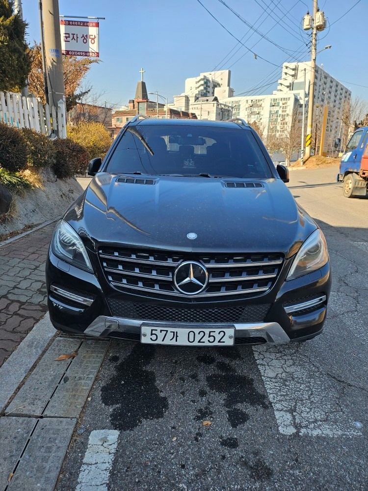 M 클래스 W166 ML250 블루텍 4Matic (204마력) 매물 썸네일