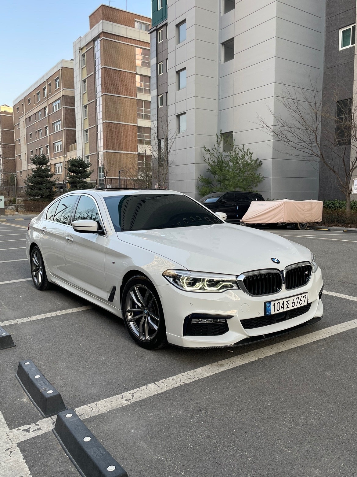 5시리즈 G30 520d 전기형 (190마력) 매물 썸네일