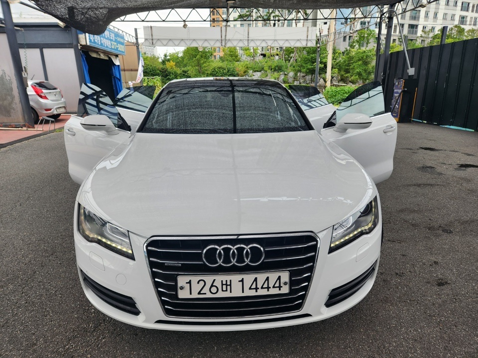 A7 Sportback 4G8 3.0 TDI 콰트로 (245마력) 매물 썸네일