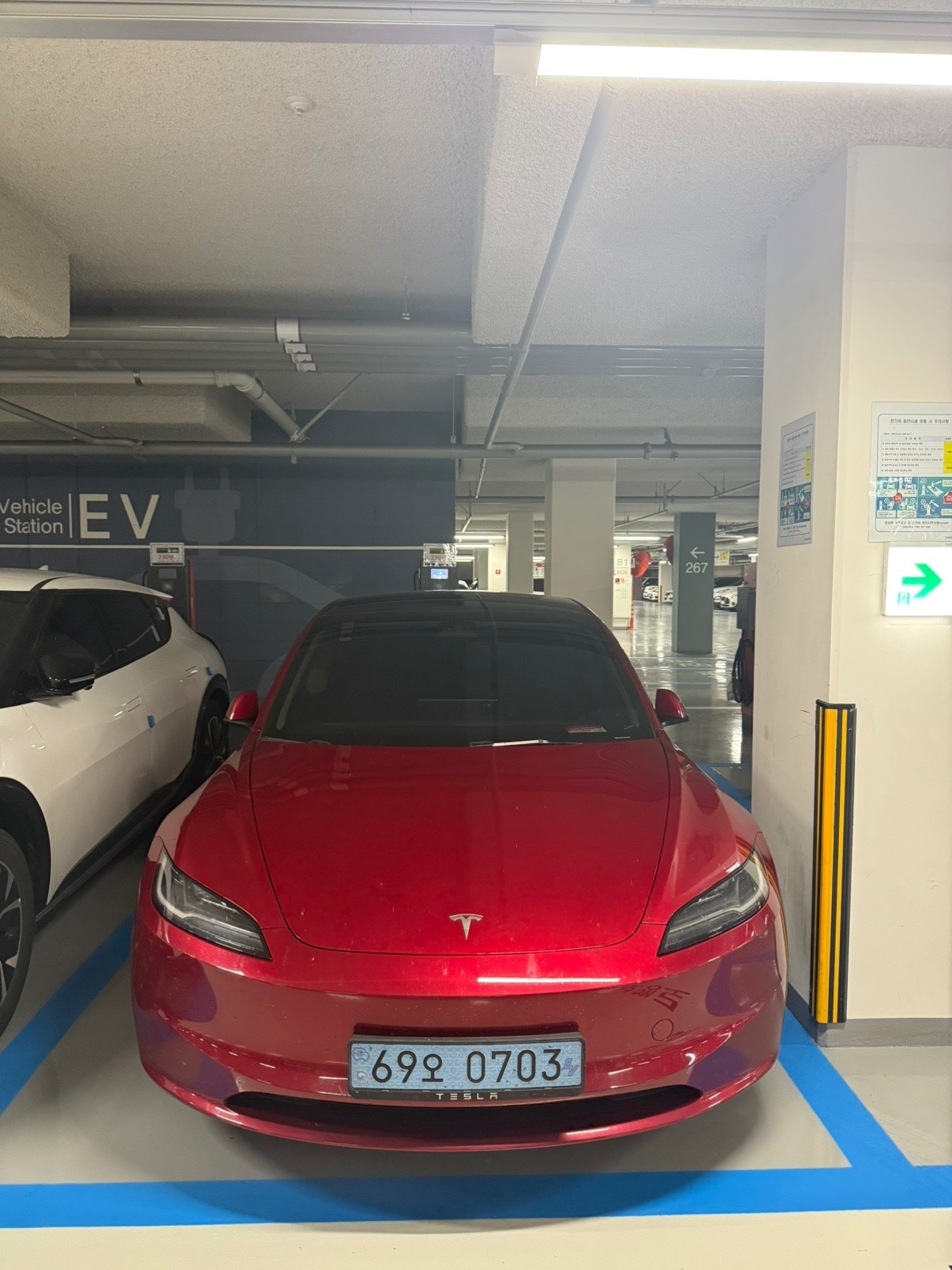 모델 3 BEV(75kWh) AWD 롱 레인지 매물 썸네일
