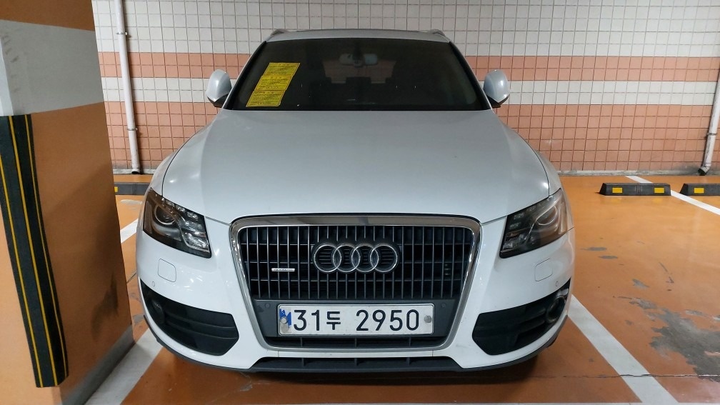 Q5 8R 2.0 TDI 콰트로 (170마력)다이나믹 매물 썸네일