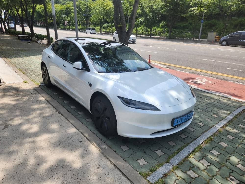 모델 3 BEV(50kWh) RWD 스탠다드 레인지 플러스 매물 썸네일