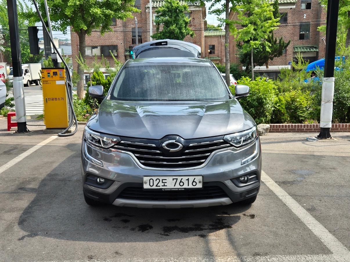 QM6 HZG 5인승(디젤 2.0) 4WD LE 매물 썸네일