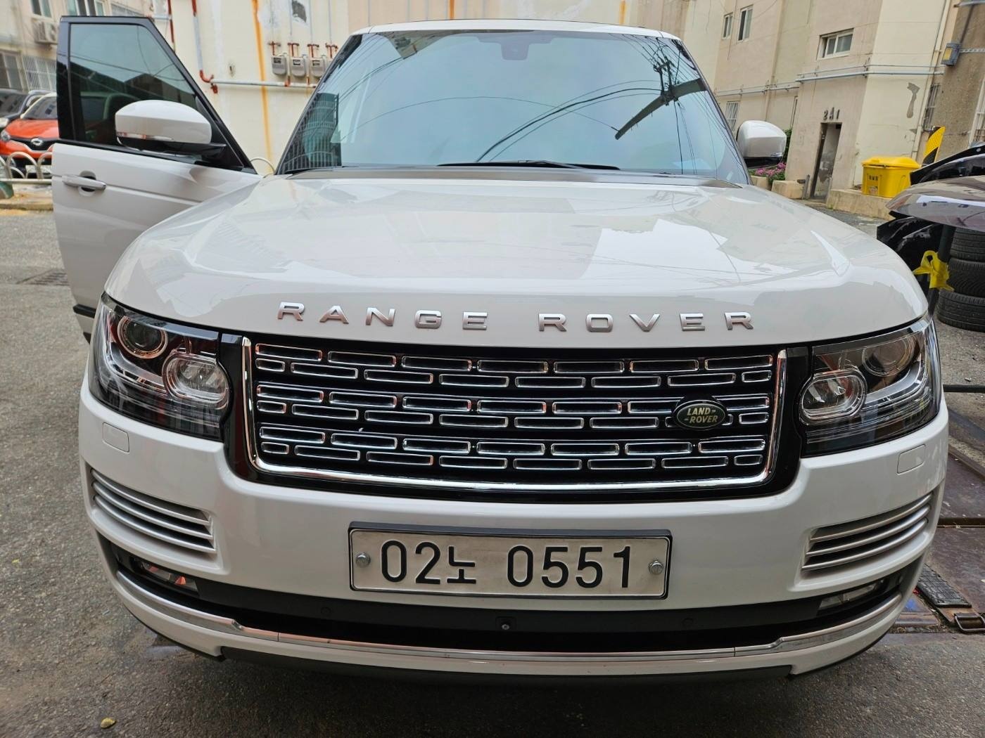 레인지로버 L405 4.4 TD V8 오토바이오그래피 매물 썸네일