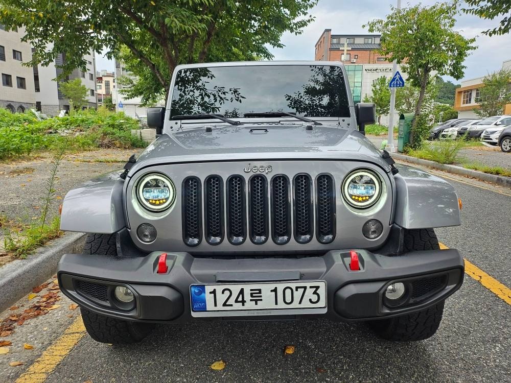 랭글러 JK 디젤 2.8 4WD 사하라 4도어 매물 썸네일
