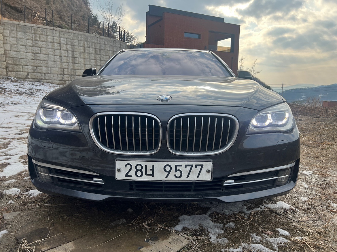 7시리즈 F01 750Li xDrive 뱅앤올룹슨 (449마력) 매물 썸네일