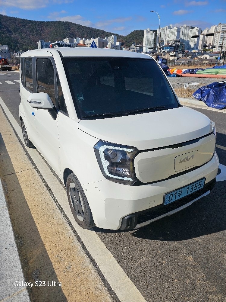 더 뉴 레이 PE2 TAM BEV(35.2 kWh) FWD 에어(205km) 매물 썸네일