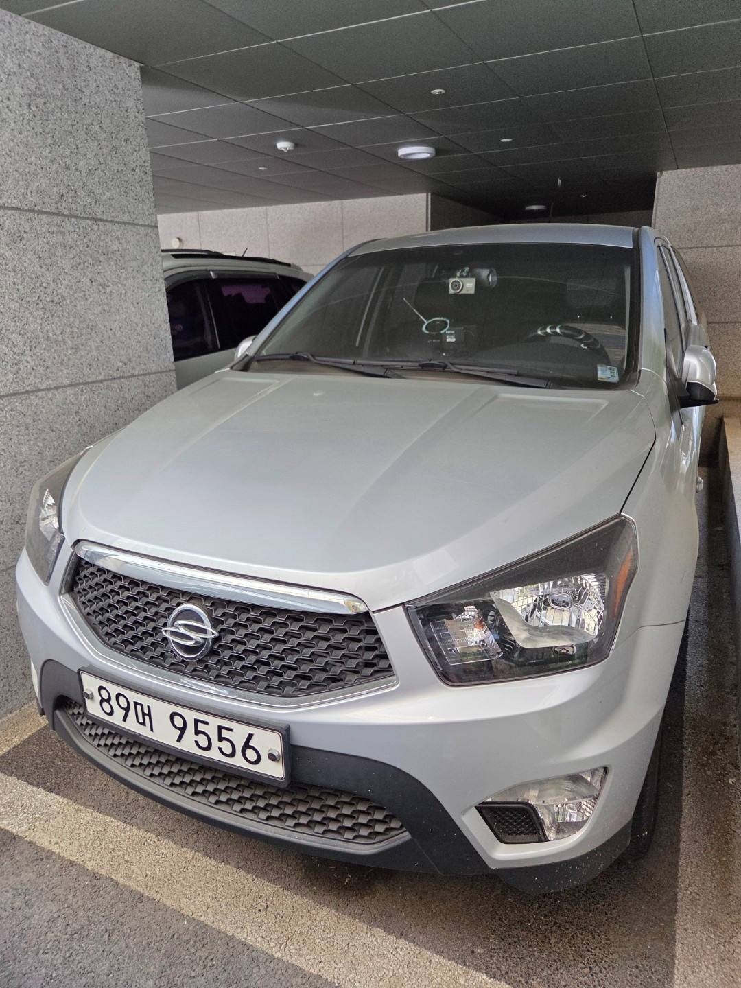 코란도 스포츠 Q150 5인승(CX7 2.0) 4WD 클럽 매물 썸네일