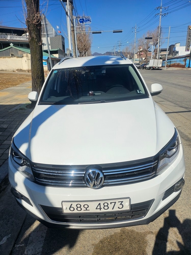 뉴 티구안 5N 2.0 TDI 블루모션 (140마력) 매물 썸네일