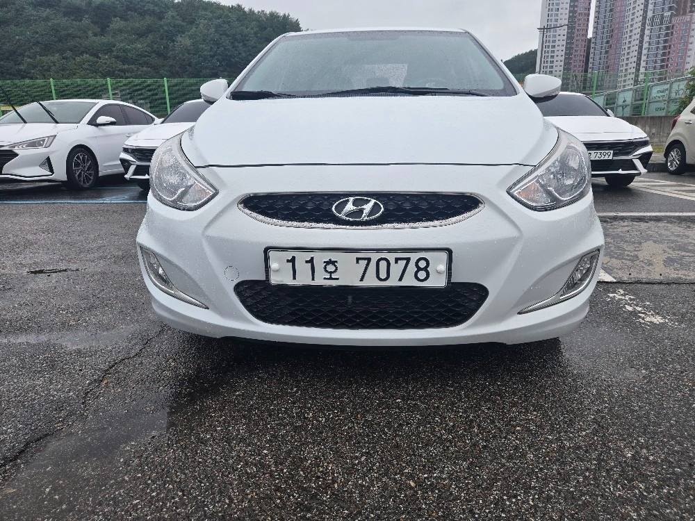 신형 엑센트 RB 4DR 1.4 VVT 모던 매물 썸네일