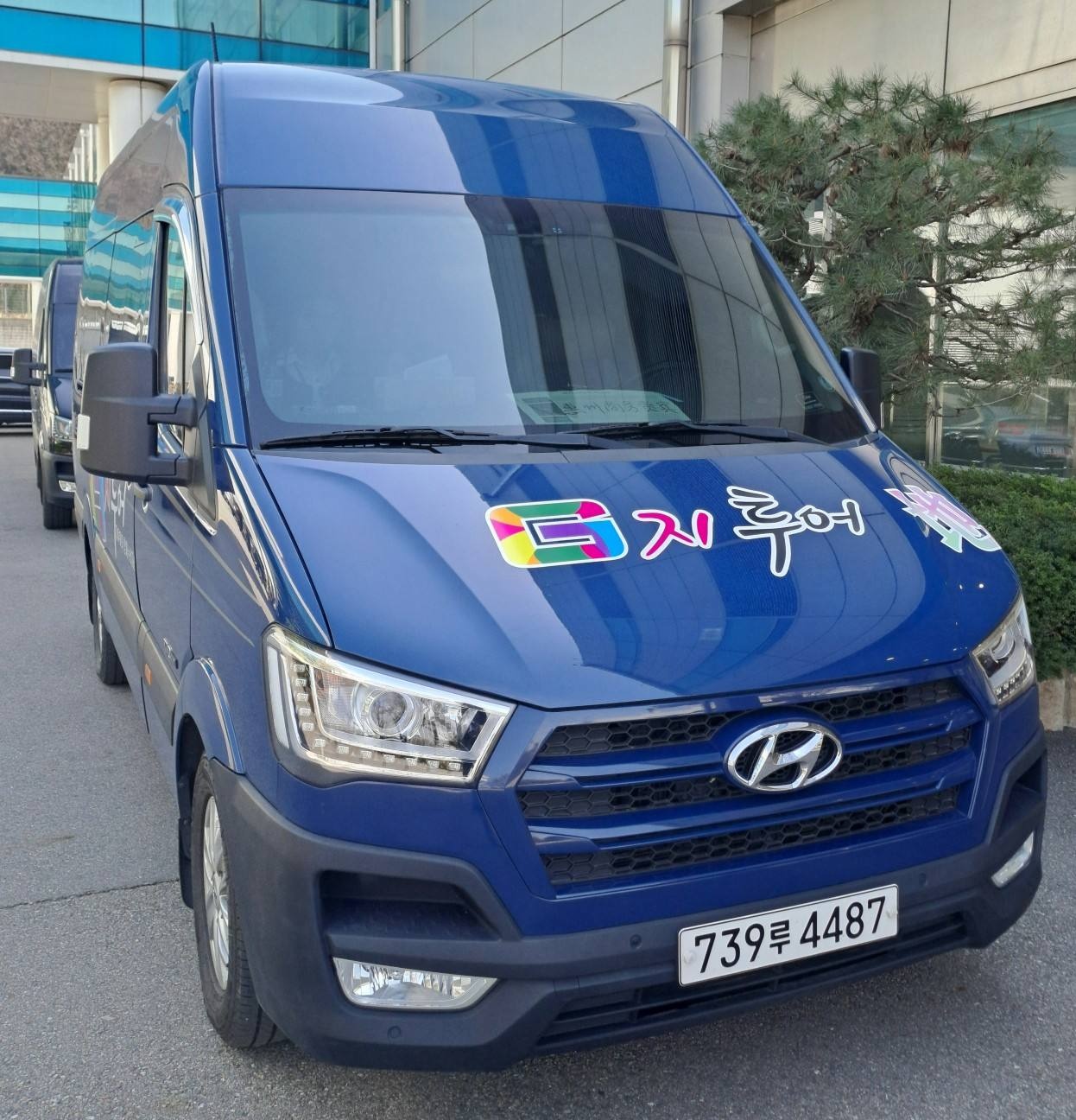 쏠라티 EU 15인승(디젤 2.5 RWD) 어린이버스 럭셔리 매물 썸네일