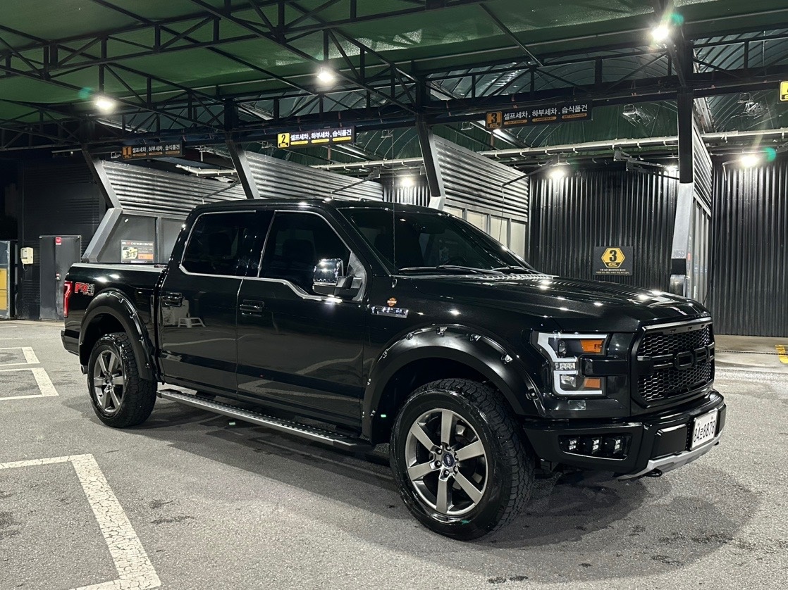 F150 XIII 5.0 V8 4X4 매물 썸네일