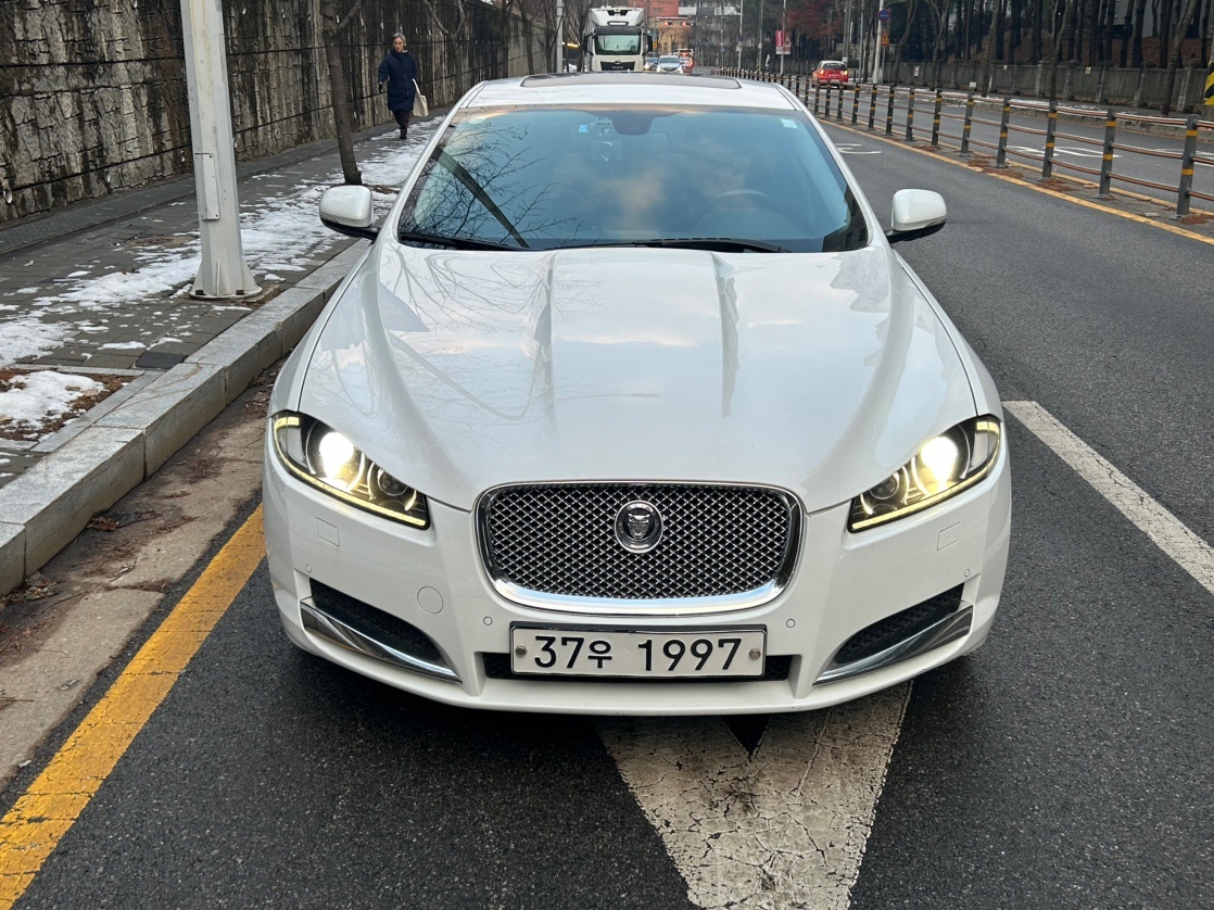 XF X250 3.0 SC 럭셔리 매물 썸네일