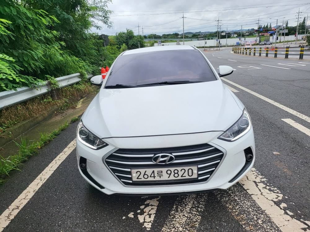 아반떼 AD 1.6 GDi 스마트 스페셜 매물 썸네일