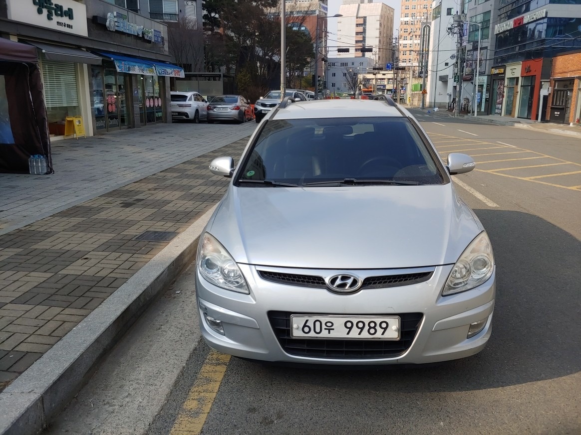 i30 cw FD 1.6 VVT FWD 프리미어 매물 썸네일