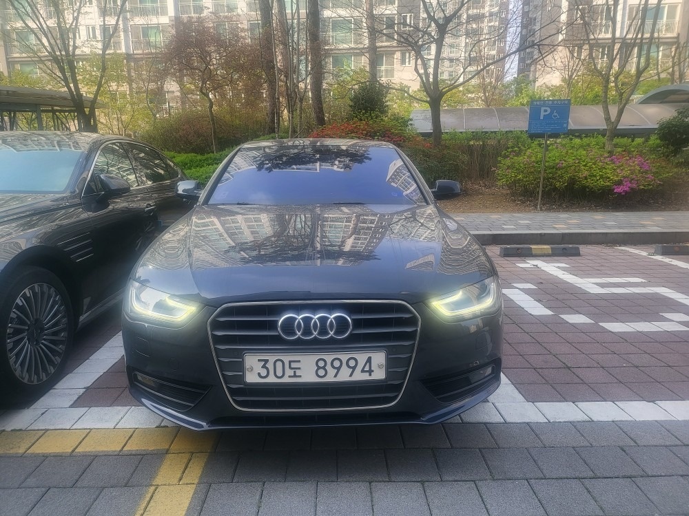 A4 B8/8K 30 TDI (150마력) 매물 썸네일