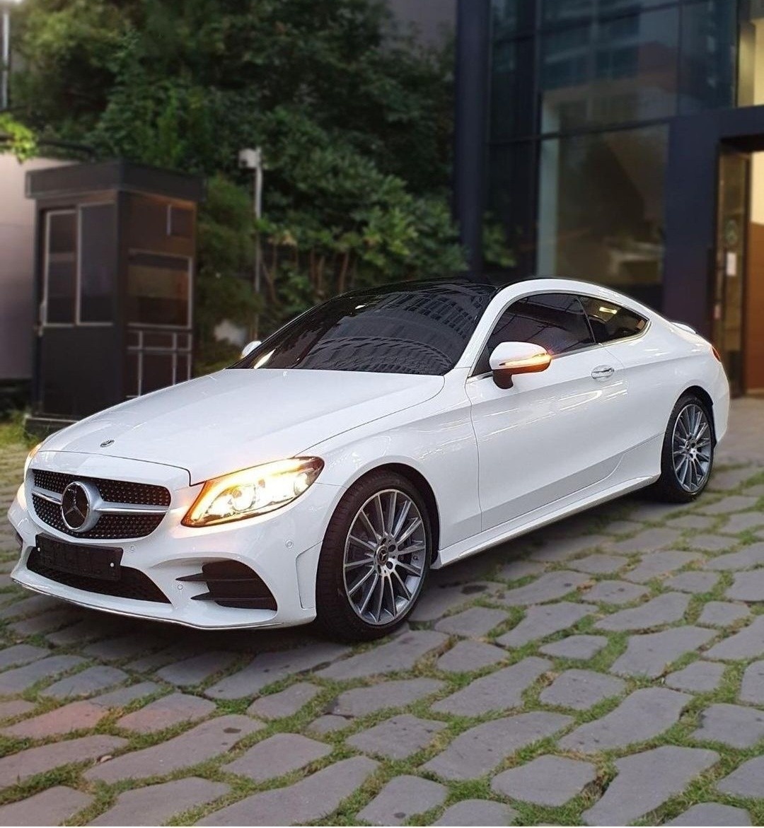 C 클래스 W205 C200 Coupe 후기형 (245마력)AMG Line 매물 썸네일