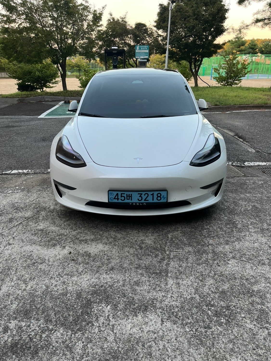 모델 3 BEV(75kWh) AWD 롱 레인지 매물 썸네일