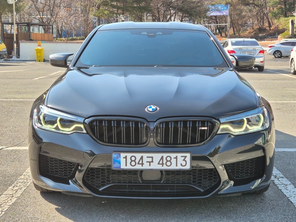 M5 F90 4.4T 세단 전기형 (608마력) 매물 썸네일