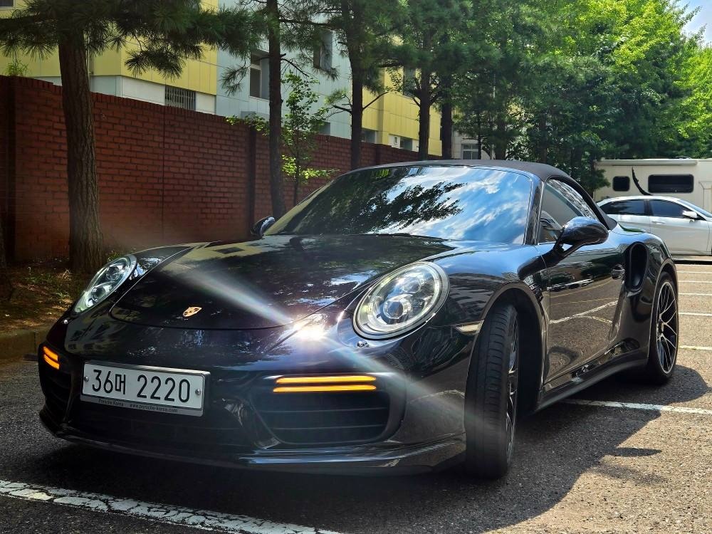 911 991 터보 S Cabriolet 매물 썸네일
