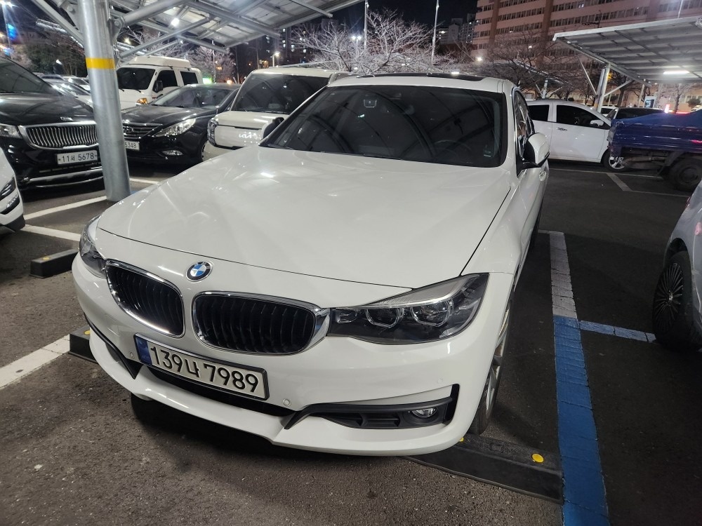 3시리즈 GT F34 GT 320d 페이스리프트 (190마력) 매물 썸네일