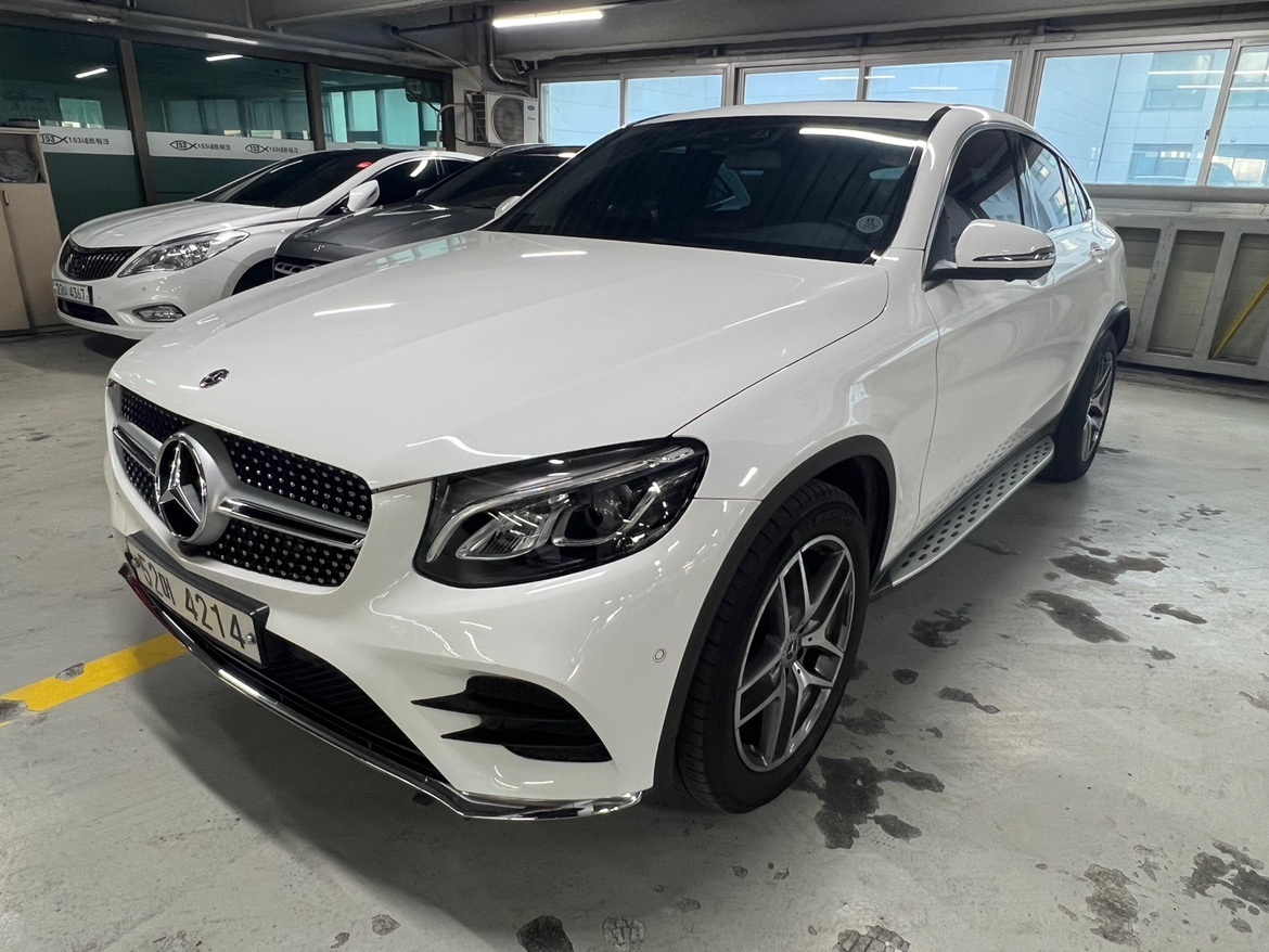 GLC X253 GLC220 d 4Matic Coupe 전기형 (170마력) 매물 썸네일