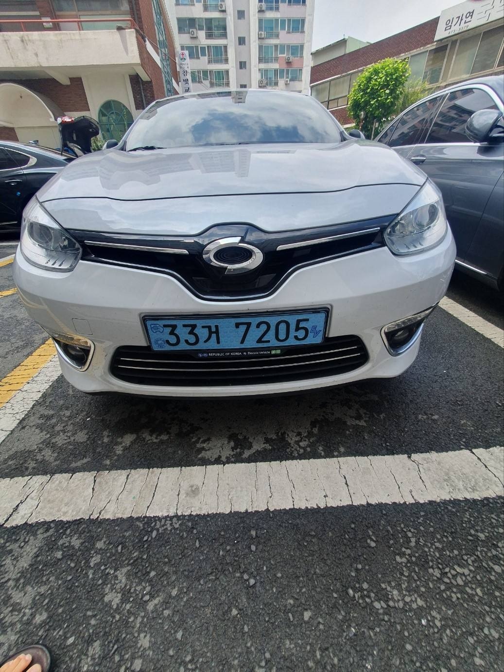 SM3 Z.E BEV(22kWh) FWD RE(135km) 매물 썸네일